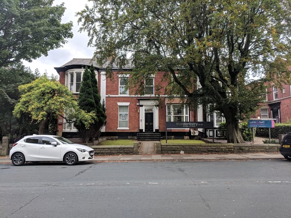 True Dentistry exterior (2)